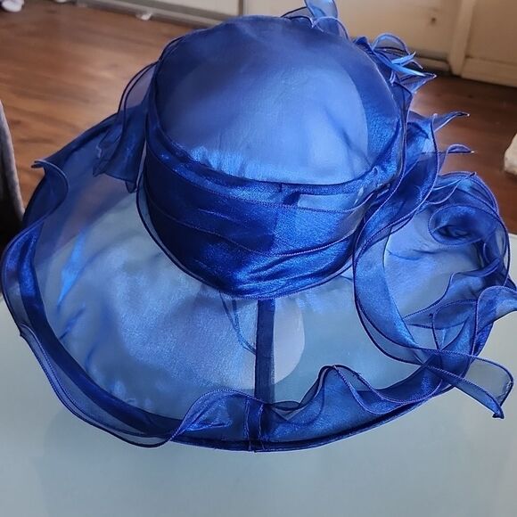 Fanny Iredescent Hat - Picture 5 of 7